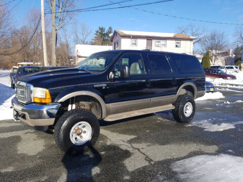 2001 Ford Excursion for sale at AutoConnect Motors in Kenvil NJ