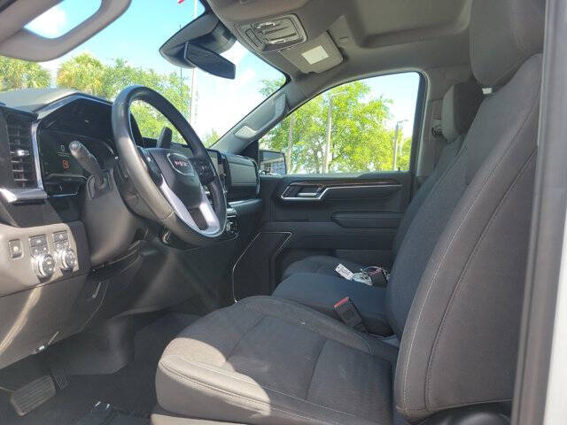 2023 GMC Sierra 1500