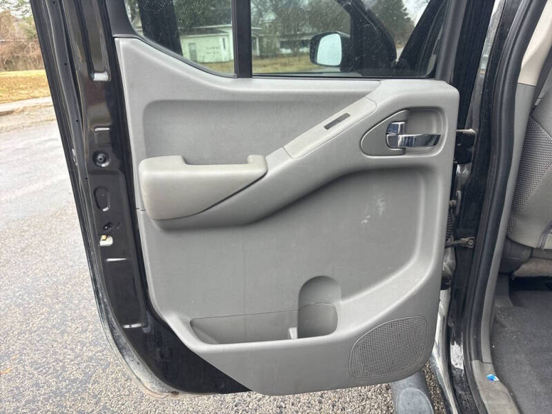 2020 Nissan Frontier SV