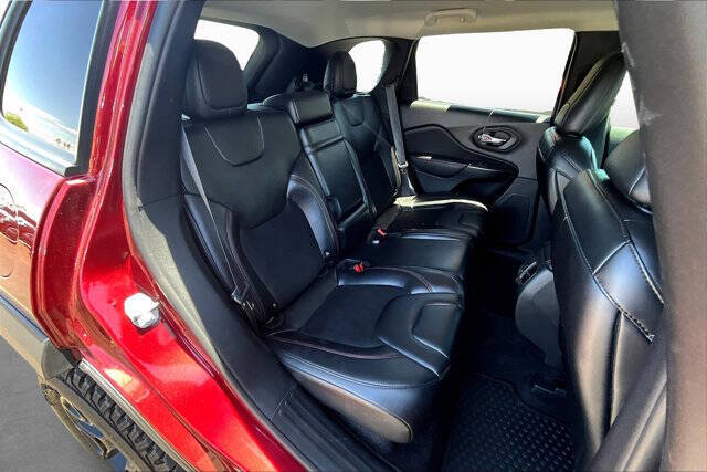 2019 Jeep Cherokee Trailhawk