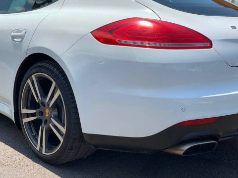 2015 Porsche Panamera