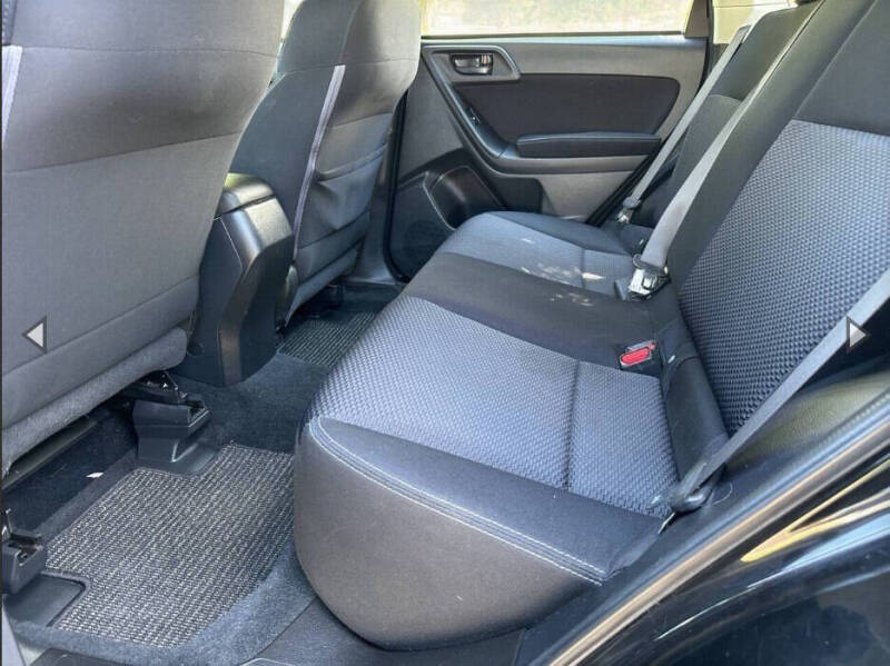 2015 Subaru Forester 2.5i