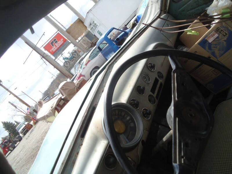 1951 Ford Super Deluxe