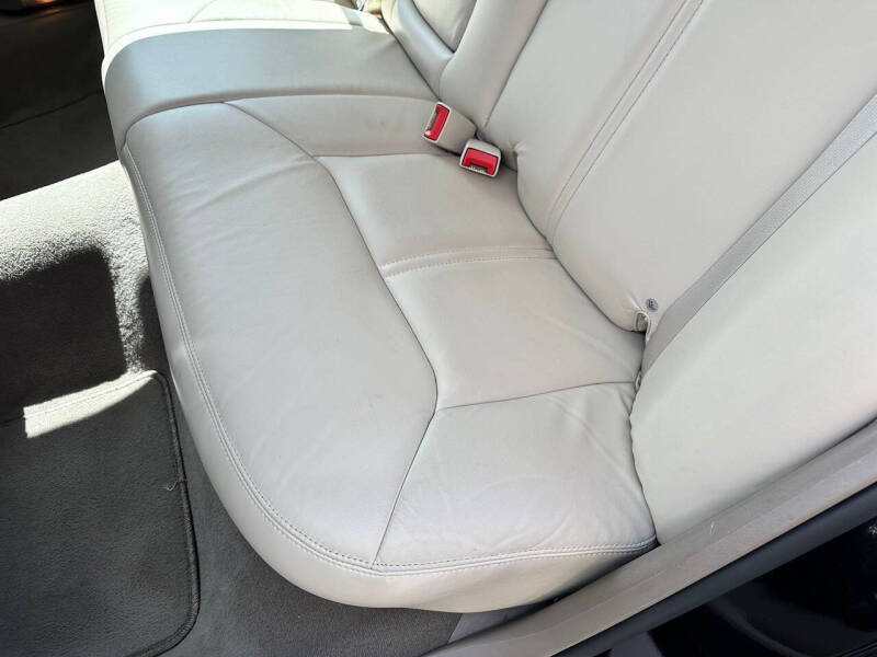 2004 Lincoln Town Car Ultimate