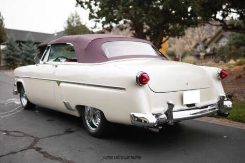 1954 Ford Crestline