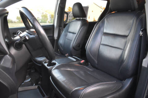 2017 Toyota Sienna SE 8-Passenger