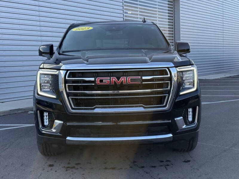 2023 GMC Yukon XL SLT