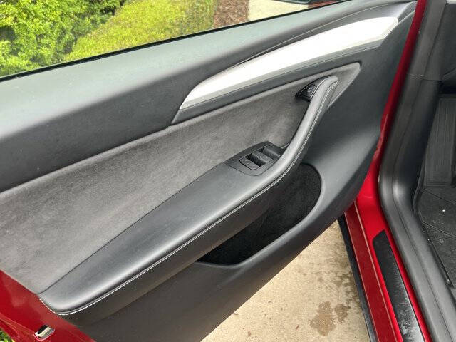 2024 Tesla Model Y Performance