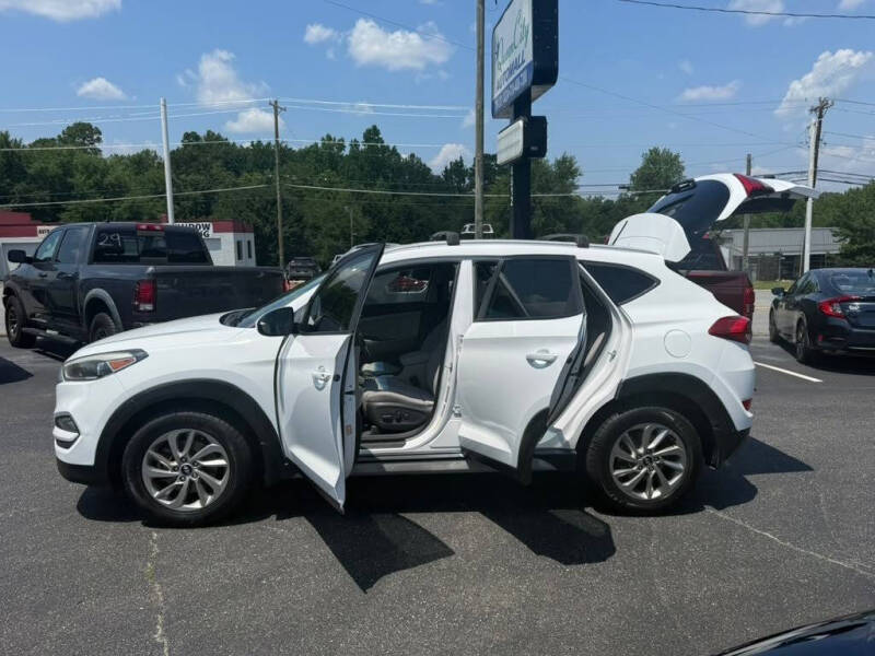 2017 Hyundai Tucson SE