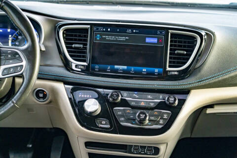 2021 Chrysler Pacifica Touring L