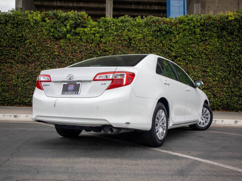2012 Toyota Camry LE