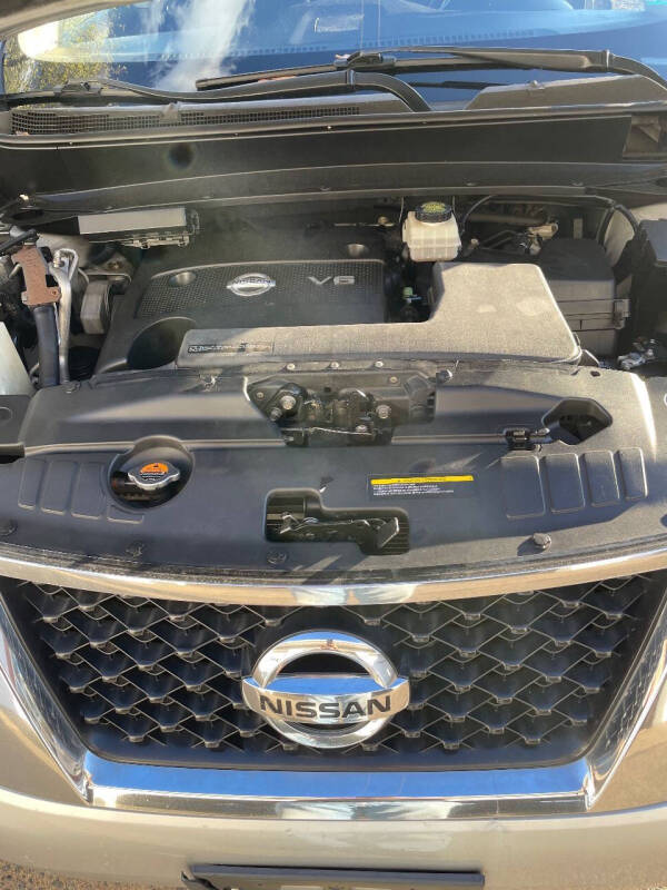 2013 Nissan Pathfinder SV