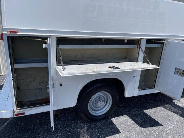 2006 Ford E-Series E-350 SD