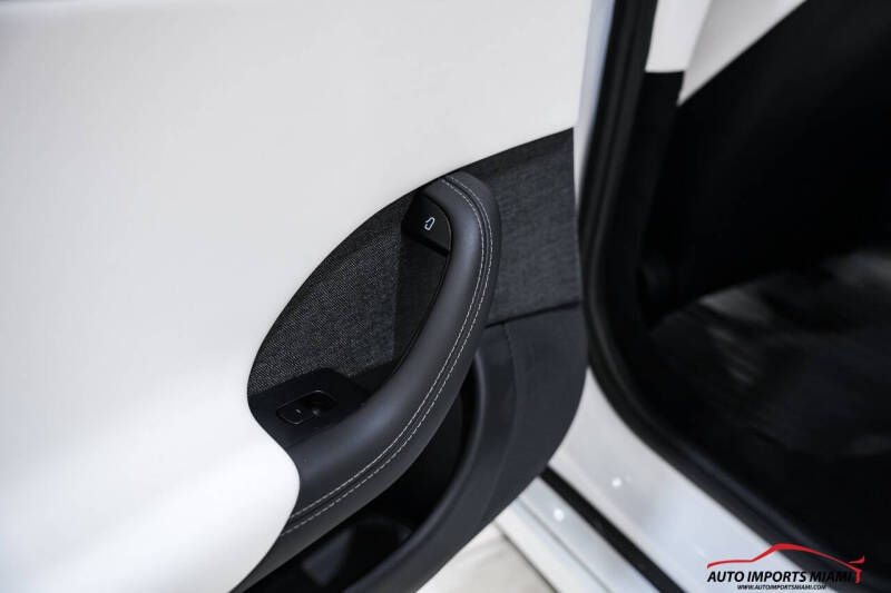 2023 Tesla Model S Standard Range