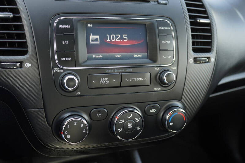 2015 Kia Forte5 SX