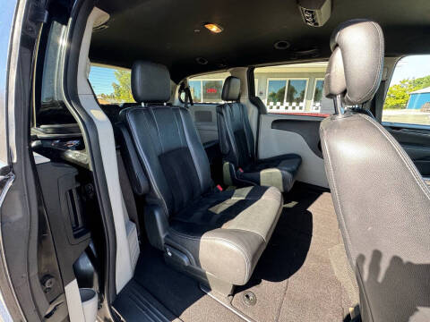 2017 Dodge Grand Caravan SXT