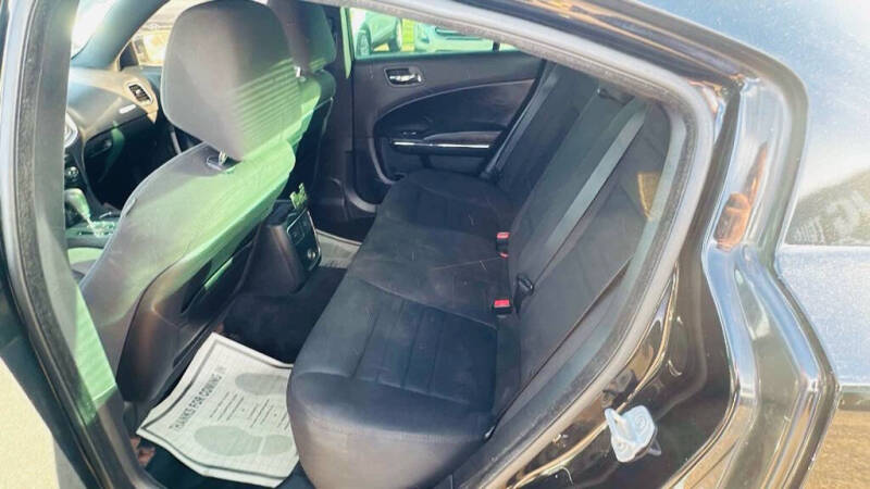 2013 Dodge Charger SE