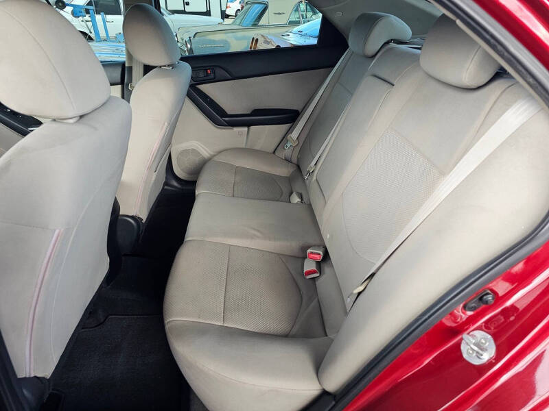 2011 Kia Forte EX - Photo 13