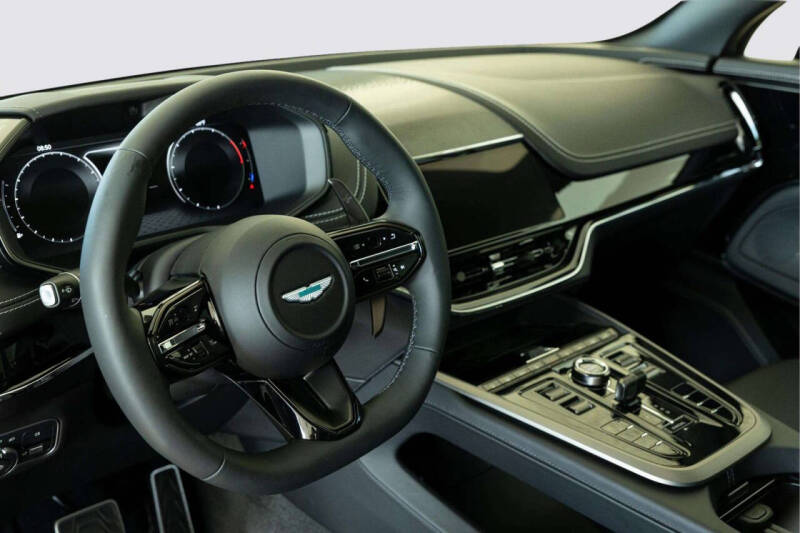 2026 Aston Martin DBX 707