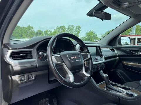 2017 GMC Acadia SLE-2