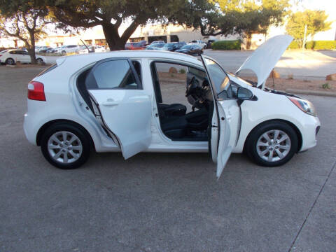 2012 Kia Rio 5-Door EX