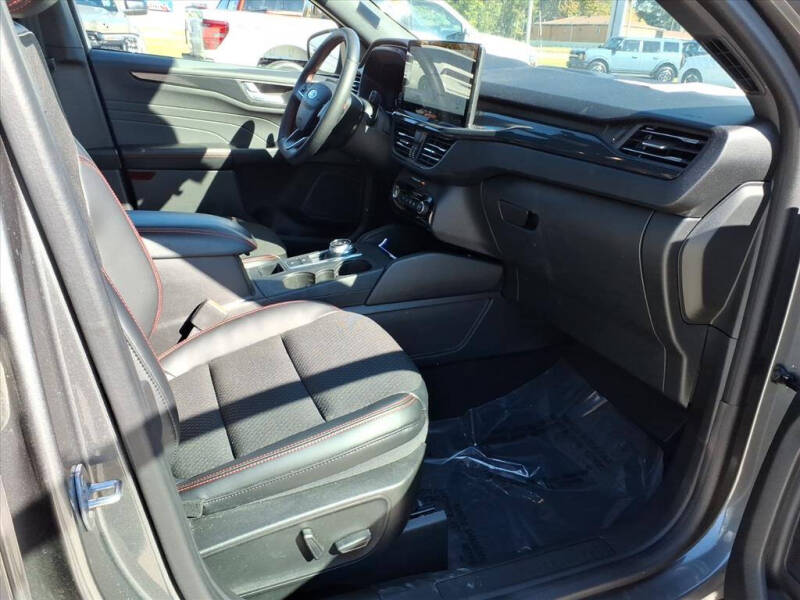 2023 Ford Escape ST-Line Select