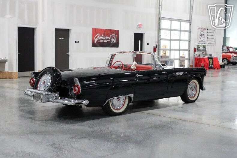 1956 Ford Thunderbird