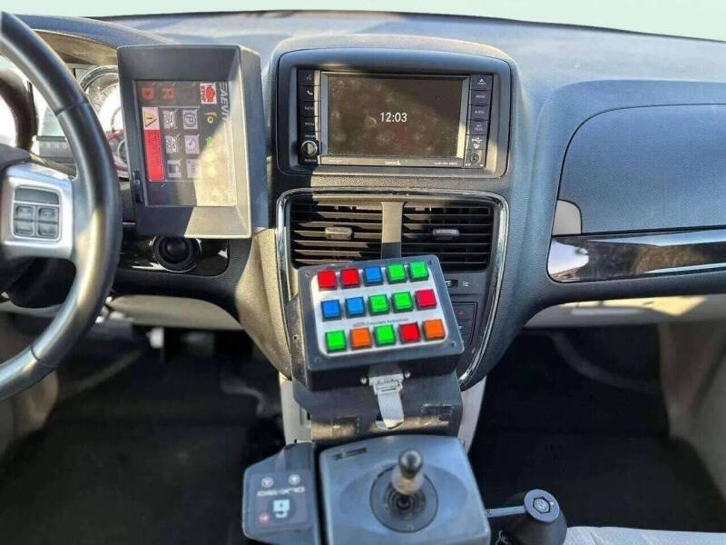 2012 Dodge Grand Caravan Crew