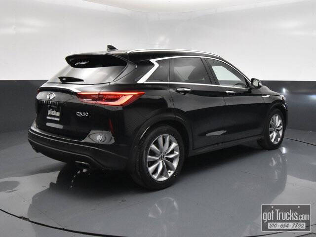 2019 Infiniti QX50 Essential