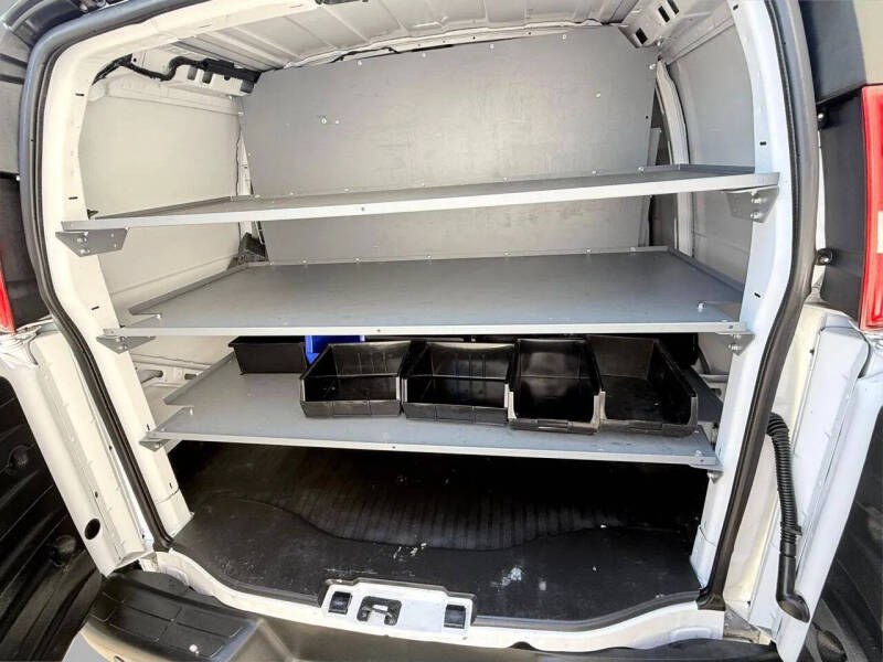 2021 Chevrolet Express 2500