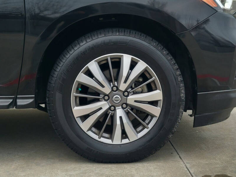 2019 Nissan Pathfinder SL