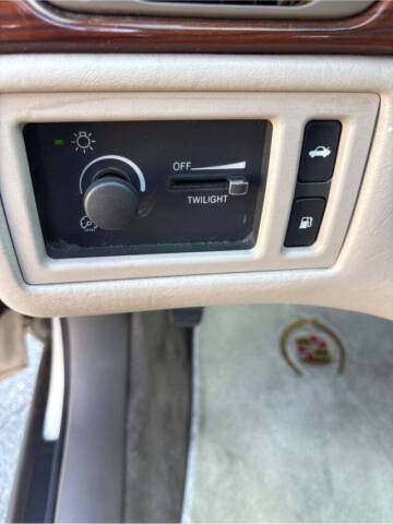 1998 Cadillac DeVille D'elegance