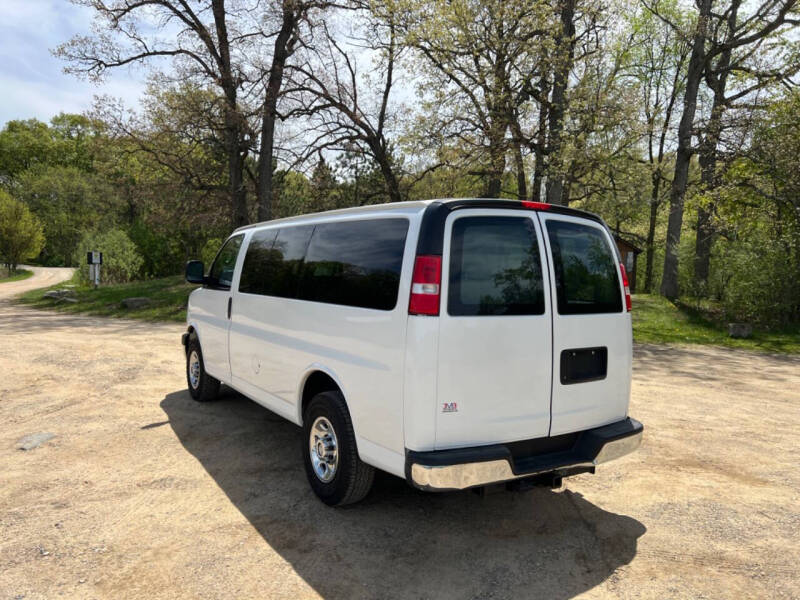 2017 Chevrolet Express LT 2500