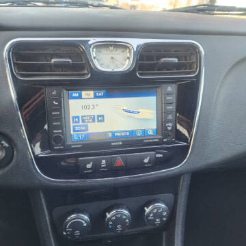 2012 Chrysler 200 Limited