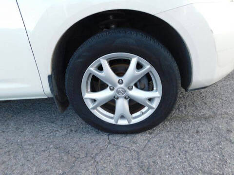 2010 Nissan Rogue S Krom