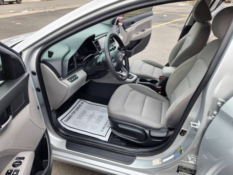 2019 Hyundai Elantra SEL