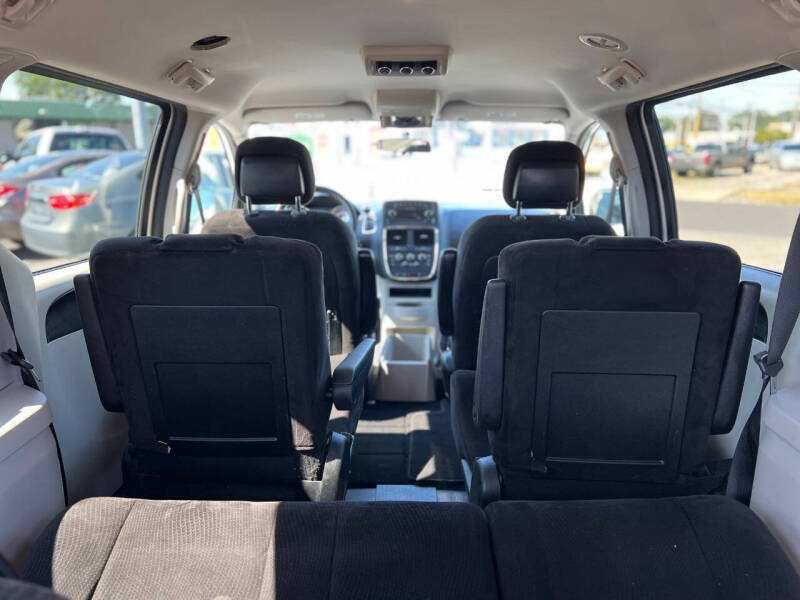 2014 Dodge Grand Caravan SE 30th Anniversary