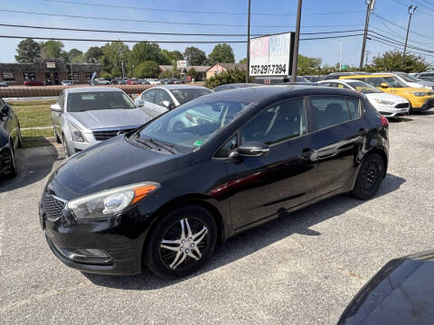 2016 Kia Forte5 LX