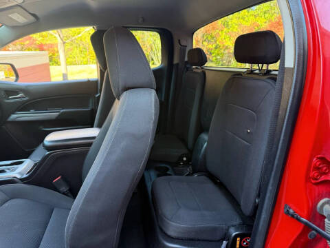 2017 Chevrolet Colorado LT