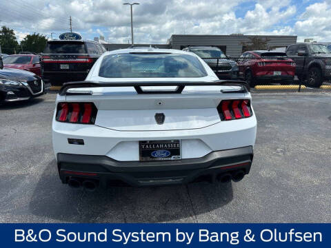 2025 Ford Mustang Dark Horse