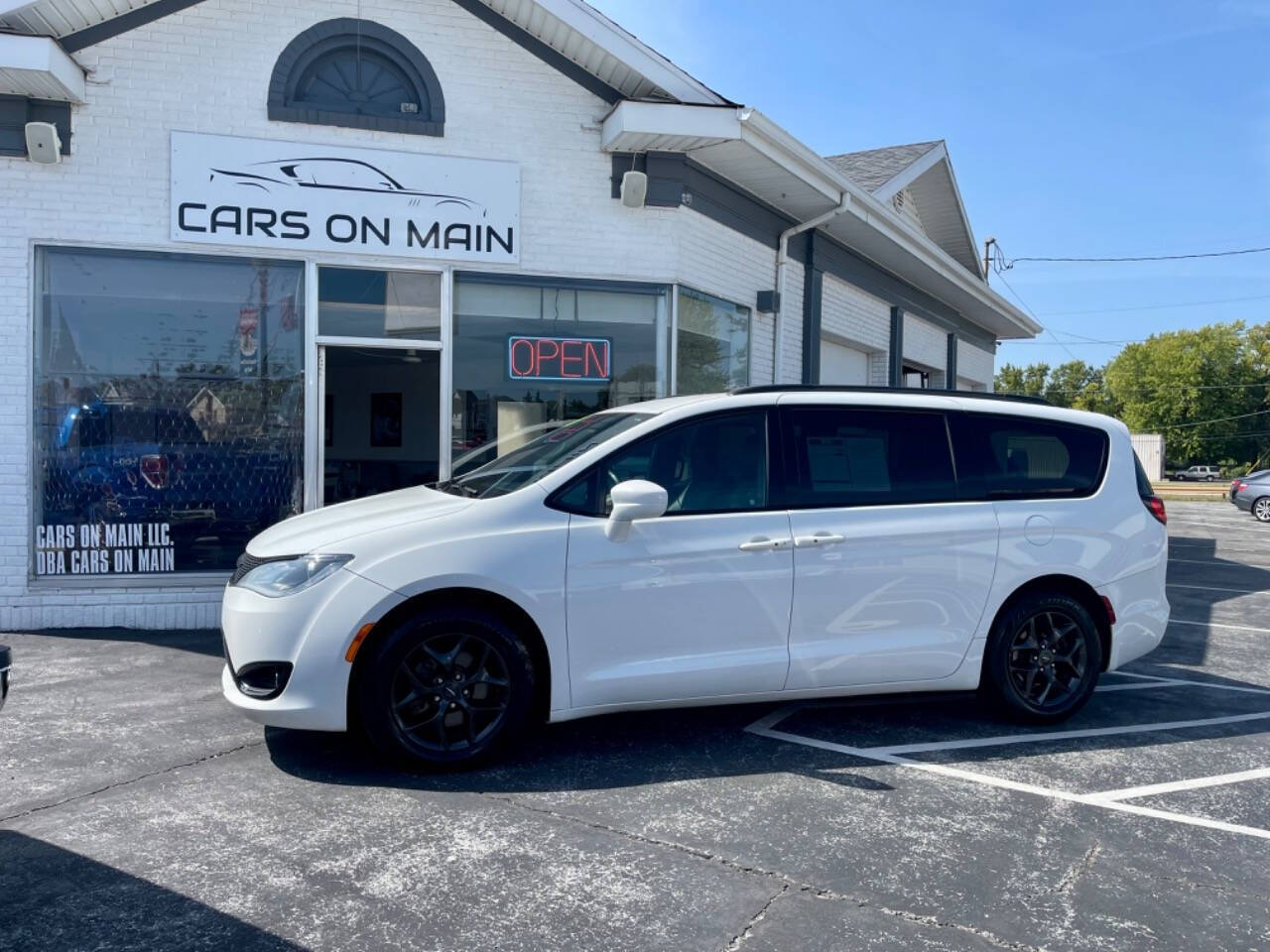 2018 Chrysler Pacifica for sale at Cars On Main in Findlay, OH