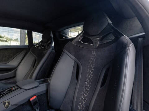 2023 Lamborghini Huracan Tecnica