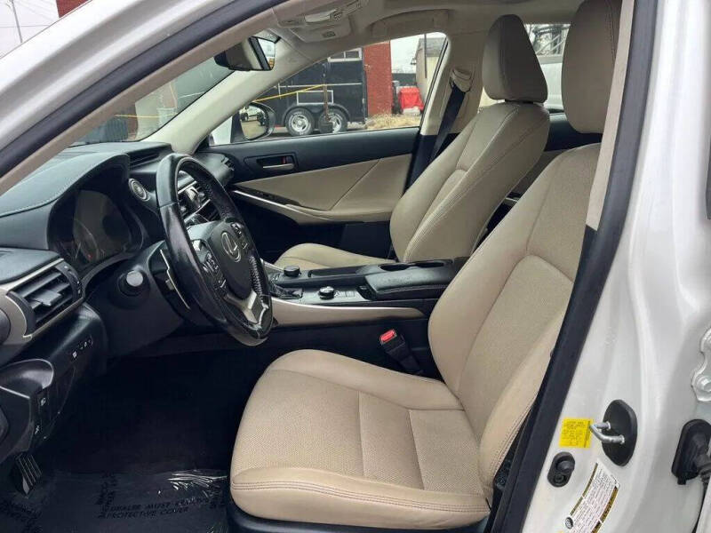 2017 Lexus IS 300