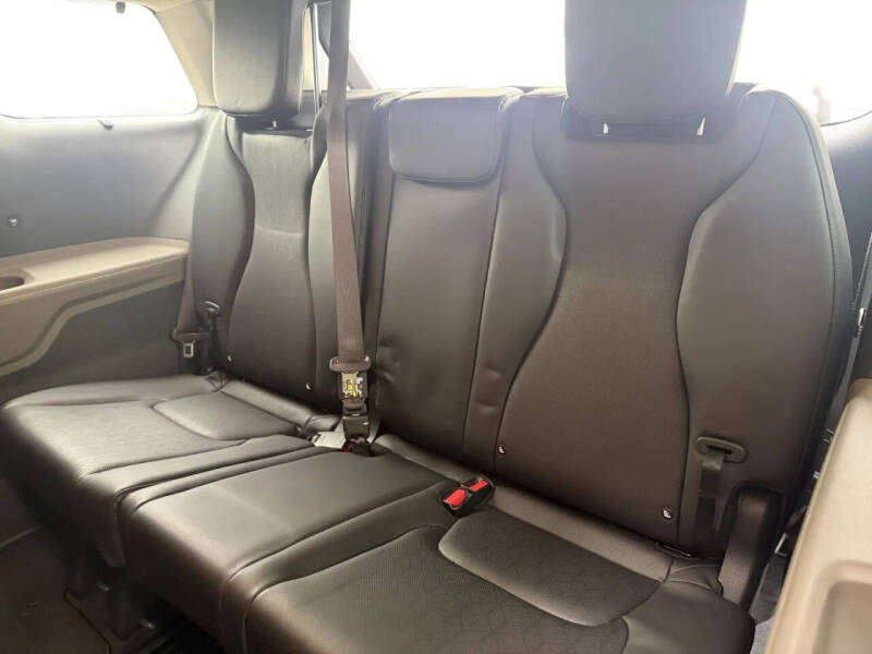 2025 Kia Carnival EX