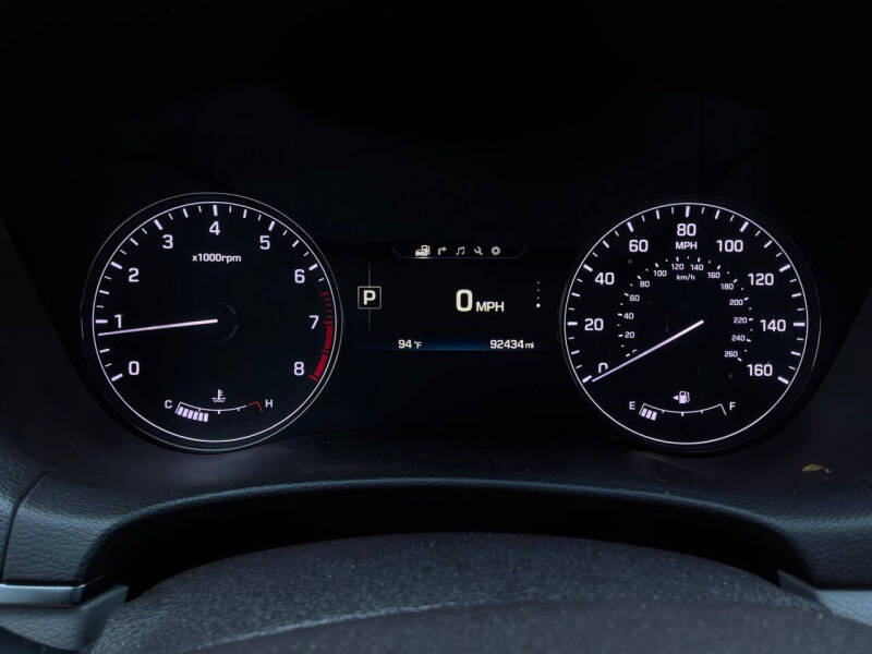 2016 Hyundai Genesis