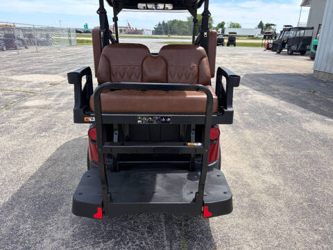 2026 E-Z-GO RXV 4