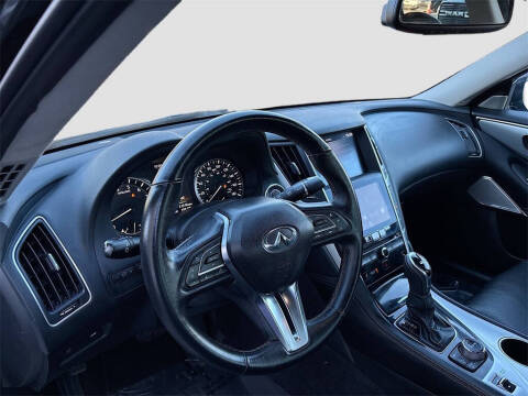 2022 Infiniti Q50 Luxe