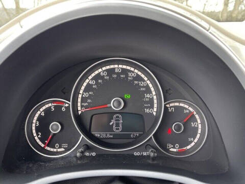 2013 Volkswagen Beetle Convertible