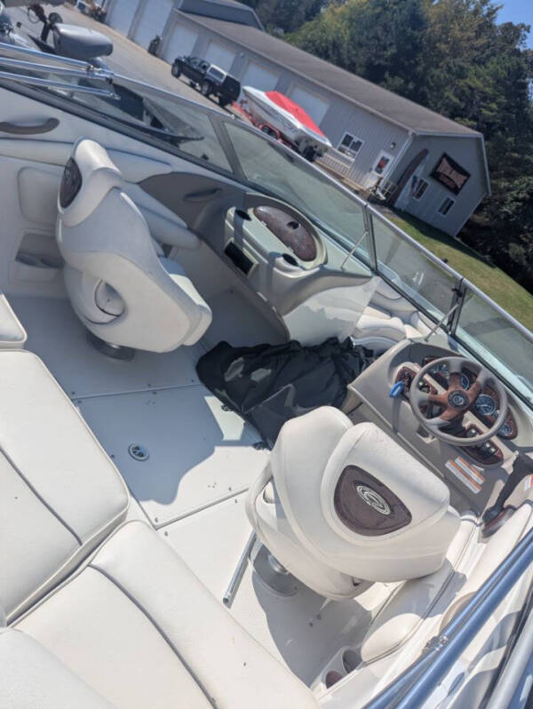 2005 Crownline 206 ls