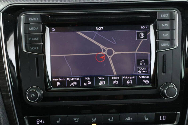 2018 Volkswagen Passat V6 SEL Premium